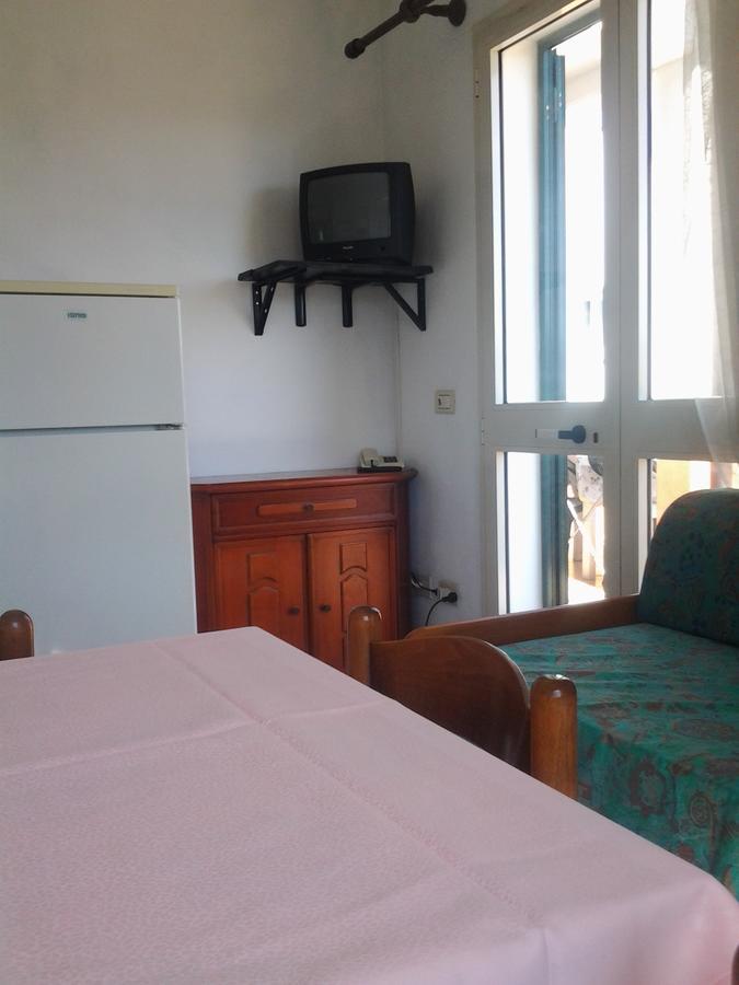 Hotel Rustichello Marina di Campo Buitenkant foto